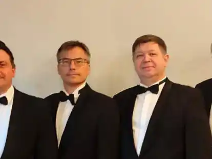 Das Vokalensemble &bdquo;Harmonie&ldquo; tritt mit vier S&auml;ngern in der katholischen Kirche zu Sandkrug auf.