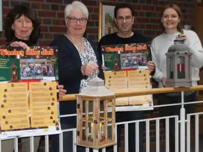 Freuen sich auf die &bdquo;T&uuml;rchen-&ouml;ffne-dich-Aktion&ldquo; in diesem Jahr (von links): Anke Str&ouml;mer, Anke Koch (Alexanderstift), Thorben Kienert (Misch mit) und Verena Schr&ouml;der (Diakonie Himmelsth&uuml;r).