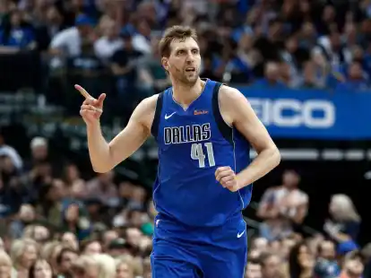 Dirk Nowitzki spielte 21 Jahre bei den Dallas Mavericks.