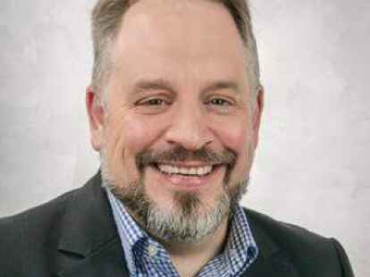 Dr. Joachim Kleen ist Vorsitzender der Auricher Kreis-CDU und fordert nach den massenhaften Rissen von Schafen in der Krummh&ouml;rn ein aktives Wolfsmanagement in Ostfriesland. Bild: CDU-Kreisverband Aurich