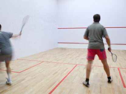 Auf dem Squash-Court ging es wieder zur Sache.