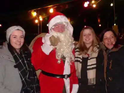 Auch in diesem Jahr m&ouml;chte der Nikolaus den Marktbesuchern in Vreschen-Bokel ein L&auml;cheln auf das Gesicht zaubern.