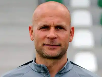 &Uuml;berwintert mit seinem Team auf Platz eins: BVG-Coach Steffen Bury