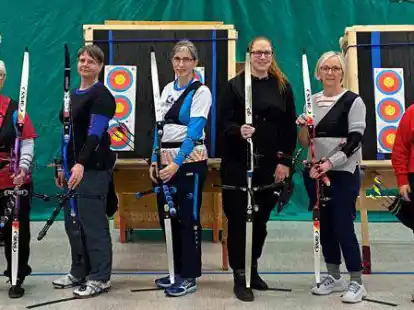 Erfolgreich: die Sch&uuml;tzen des Seefelder TV mit (von links) Trainerin Birgit Berndt, Henrike Severiens, Myriam Mendelsohn, Julia Kloppenburg, Hildegard Bohn und Inga Mengers