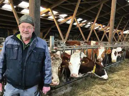 Gibt nicht auf: Klaus Metzner, Landwirt aus Moorhausen, k&auml;mpft seit Jahren f&uuml;r einen Ausgleich der Sch&auml;den rund um seinen Hof.
