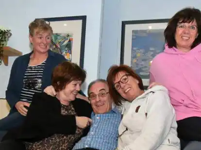 Treten im Januar in Neerstedt auf: (von links) Imke Evers, Ingrid Blohm, J&uuml;rgen Str&ouml;de, Edith Bruns und Erika Schulte.