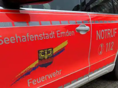 Ereignisreiche 24 Stunden liegen hinter den Kameradinnen und Kameraden der Emder Feuerwehr.