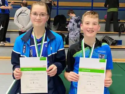 Gold und Silber f&uuml;r den Hundsm&uuml;hler TV: Mathis Albers (rechts) und Lea Runge