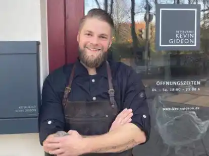 Hier vor dem Start im November vor einem Jahr: Kevin Gideon vor seinem Restaurant an der Heiligengeiststra&szlig;e/Mottenstra&szlig;e.