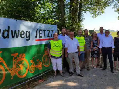 Der Verein Radwegl&uuml;ckenschluss an der L4 hat jetzt 100 Mitglieder.