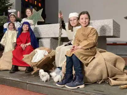 Freuen sich auf ihren Auftritt (von links): Enie, Esta, Lotte, Isabell, Lilly und Nike. Nicht auf dem Bild: Emil.