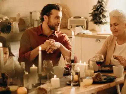 Wenn die Familie an Weihnachten zusammenkommt, m&ouml;chten sich alle wohlf&uuml;hlen.