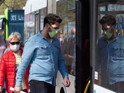 In Bremen ist der Einstieg in Busse und Bahnen bald auch ohne Maske wieder erlaubt.