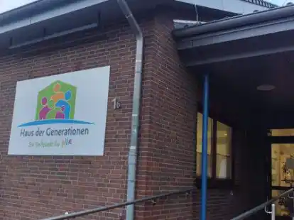 Das Haus der Generationen in Neerstedt: &bdquo;Wi helpt di&ldquo; soll hier keine Raummiete mehr zahlen.