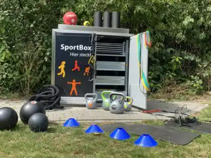 Am Fl&ouml;tenteich gibt es eine Einweisung in die Sportbox.