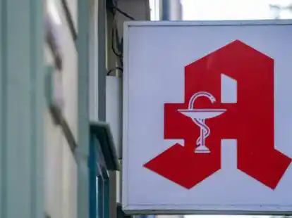 Apotheker in ganz Niedersachsen melden derzeit einen Engpass bei bestimmten Medikamenten. Die Situation f&uuml;hrt jetzt zu einem Ansturm auf die Niederlande.