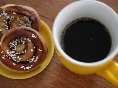 Angebot der Evangelischen Kirche in Oldenburg: Eine Tasse Kaffee und etwas Geb&auml;ck in Gesellschaft k&ouml;nnen insbesondere &uuml;ber die Feiertage eine gro&szlig;e Bedeutung f&uuml;r Menschen haben.