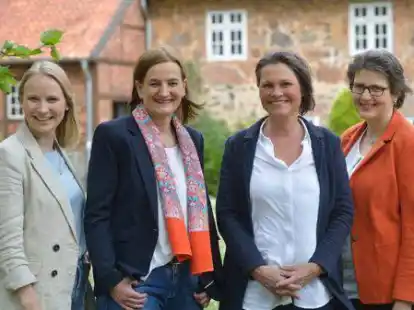 Das Kuratorium der Rena-Schilling-Stiftung bilden (von links) Julia Jackowski, Imke Hillmann, Michaela Jackowski und Christina Kern.