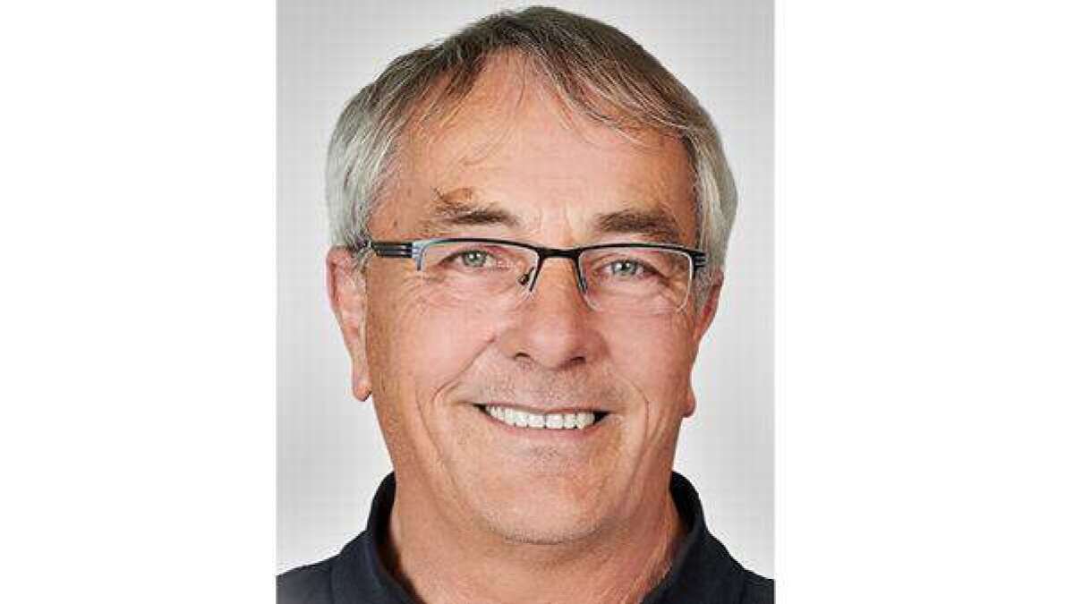 Verkehrsbetriebe Wesermarsch Busfahrer Hartmut Köhler im Ruhestand