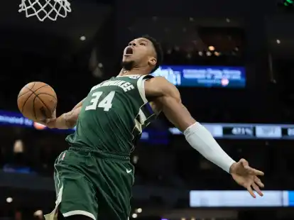 Basketball-Superstar Giannis Antetokounmpo f&uuml;hrte seine Bucks gegen die Wizards zum Sieg.