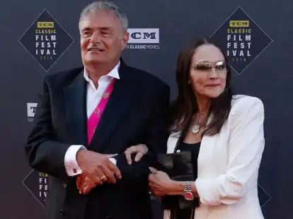 Leonard Whiting (l) und Olivia Hussey fordern eine Entsch&auml;digung in Millionenh&ouml;he.