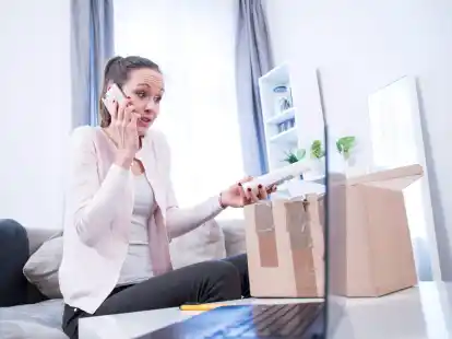 Die Nachbarn haben Ihr Paket angenommen und nun ist der Inhalt besch&auml;digt? Dar&uuml;ber, wer haftet, entscheidet Ihre Vereinbarung mit dem Zusteller.