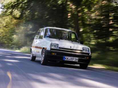 Unter Strom: Der Lectric Leopard surrt auf der Stra&szlig;e - mit maximal 90 km/h.
