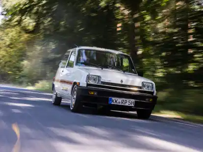Unter Strom: Der Lectric Leopard surrt auf der Stra&szlig;e - mit maximal 90 km/h.