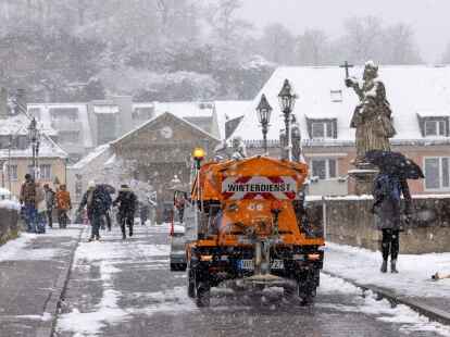 In W&uuml;rzburg ist der Winterdienst im Einsatz.