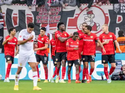 Bayer Leverkusen besiegt den VfB Stuttgart mit 2:0.