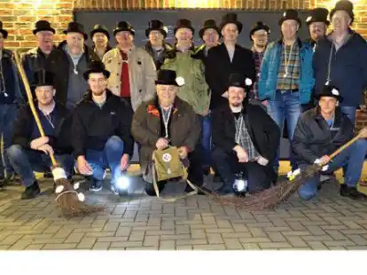 Nach zwei Jahren coronabedingter Pause hat der &bdquo;Club Nabersl&uuml;&ldquo; in Sage-Haast einen alten Neujahrsbrauch wieder aufleben lassen.