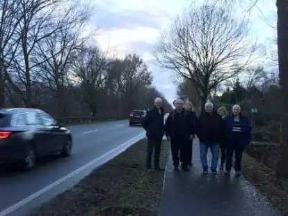 Engagieren sich als Arbeitsgruppe B 401 f&uuml;r mehr Lebensqualit&auml;t: Manfred Pohl, Arnold von der P&uuml;tten, Cornelia Schnieder, Engelbert und Heide von der P&uuml;tten und Dieter Hanemann.