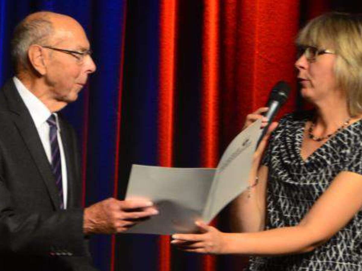 Dres. Hans-joachim Storck Und Regina Storck Lemwerder: Ehemaliger Bürgermeister Hans Joachim Martens verstorben
