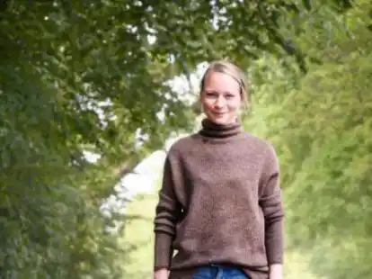 Als Tiertrainerin will sie Schlimmes verhindern: Verena Koch ber&auml;t in ihrer &bdquo;Partner Hund&ldquo;-Hundeschule.