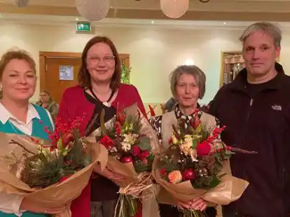 Danke an: Petra Rose-Lappins (von links), Ruth B&auml;ker, Brigitte Horstmann und J&ouml;rg Meyer