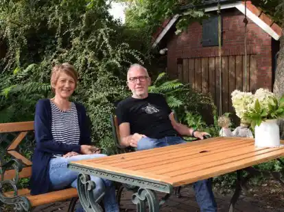 Schlossen Ende September 2022 nach zehn Jahren ihr Garten-Caf&eacute;: Annelen und Hans Heyens.