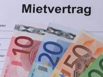 Wer einen Mietvertrag unterschreibt, sollte genau hinschauen, wie die Mietanpassungen geregelt sind.