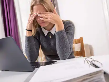 Wer das Gef&uuml;hl hat, von der F&uuml;hrungskraft mit Absicht ignoriert zu werden, sollte das Gespr&auml;ch suchen.