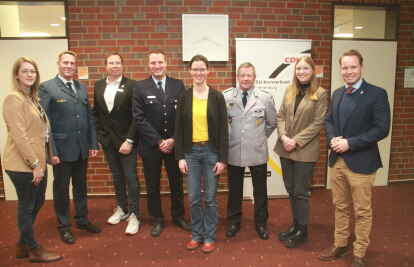 Unter der Moderation von Christoph Penning (r.) sprachen Experten &uuml;ber den Katastrophenschutz im Landkreis Cloppenburg.