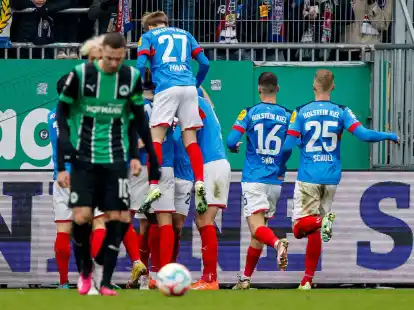Die Kieler drehten das Spiel gegen F&uuml;rth.