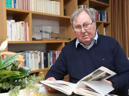 Der Leitende Direktor des Marinearsenals a.D. Horst Eggert wollte die Flucht-Geschichte seiner Familie eigentlich ruhen lassen. Sie musste am Ende des Zweiten Weltkriegs vor den anr&uuml;ckenden Russen aus Danzig fliehen.