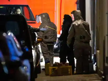 Gro&szlig;einsatz in Castrop-Rauxel: Die zwei festgenommenen M&auml;nner sollen versucht haben, an Giftstoffe zu kommen, um Menschen zu t&ouml;ten.