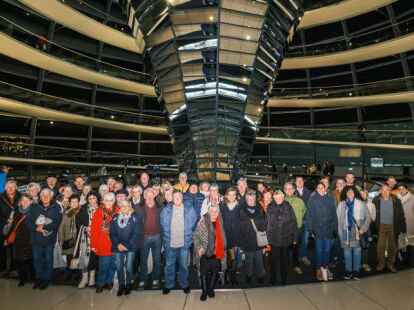 Die Gruppe beim Besuch des Deutschen Bundestages in Berlin.