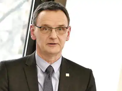 Ist davon &uuml;berzeugt, dass langfristig der Haus&auml;rztemangel nur zu beseitigen ist, wenn mehr Studienpl&auml;tze zur Verf&uuml;gung stehen: KV-Bezirksstellengesch&auml;ftsf&uuml;hrer Dieter Krott.