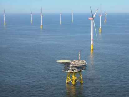 Windparks auf See (hier: &bdquo;Borkum Riffgrund 2&ldquo;) geh&ouml;rt die Zukunft, findet ein Leser.