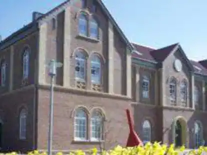 Im Fr&uuml;hjahr kehrt die Reihe &bdquo;Kultur am Haltepunkt&ldquo; zur&uuml;ck in den Vareler Bahnhof.