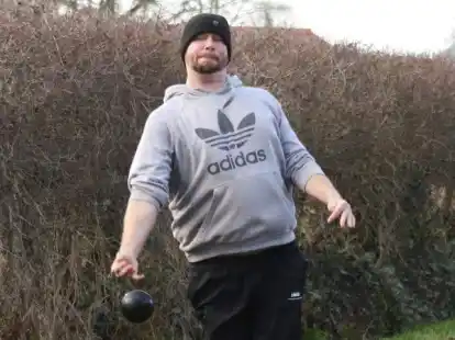 Erfolgreich im Viertelfinale des Landespokals im Einsatz: Ruven Stoffers vom Bezirksligisten Altj&uuml;hrden/Obenstrohe