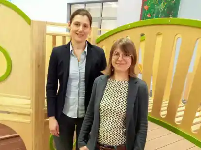 Bilden das neue F&uuml;hrungsduo der Kita &bdquo;Dat K&auml;ferhuus&ldquo;: Marlene Middeler (links) und Melanie Winkler.