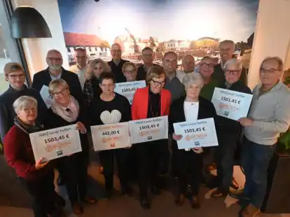 Spenden&uuml;bergabe: An die Tafeln in Westerstede, Oldenburg, Wildeshausen, Jever, Cloppenburg, Wilhelmshaven, Delmenhorst, Varel, Nordenham, Schortens und Friesoythe gehen jeweils 1503,45 Euro.