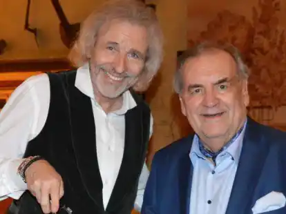 Trauer um Wolfgang Penk: Der ehemalige ZDF-Unterhaltungschef, hier bei seinem 80. Geburtstag mit Thomas Gottschalk, ist im Alter von 84 Jahren in Bad Zwischenahn verstorben.